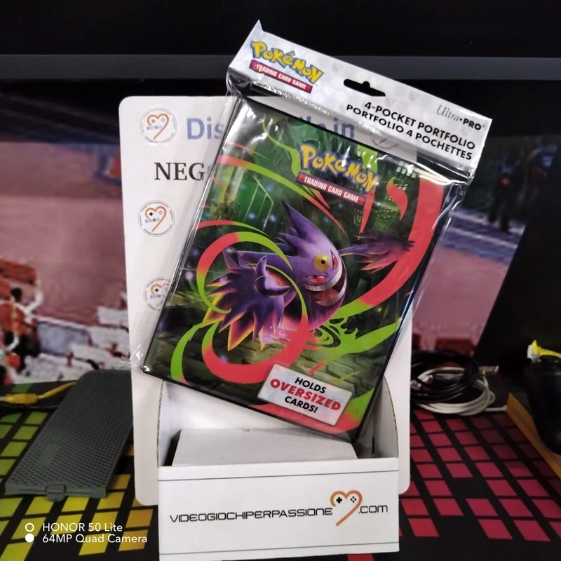 Ultra Pro - Pokémon : Album per carte Pokémon - Capacità: 80 carte