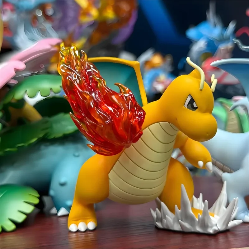 Figure colorate di Dragoran Dragonite (circa 10 cm)