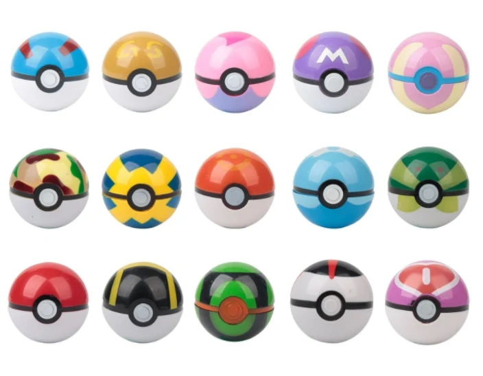 Collezione Pokeball con 13 palline e 15 figure