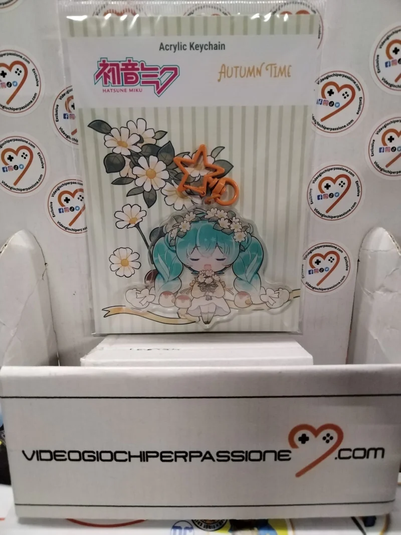 HATSUNE MIKU AUTUMN TIME PORTACHIAVI IN ACRILICO