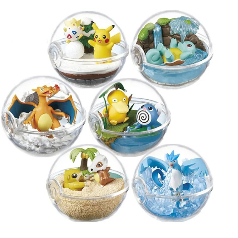 Collezione Pokemon Terrarium con Schiggy, Enton, Charizard, Articuno, Cubone, Togepi, Poliwag