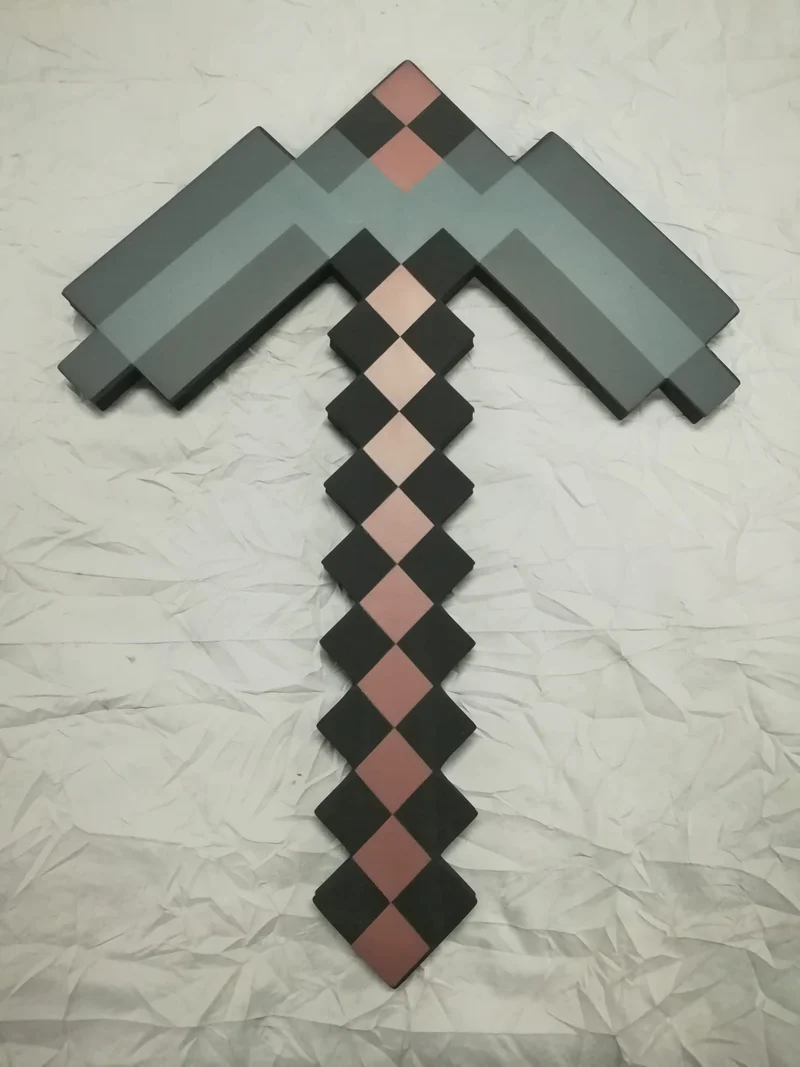 PICOZZA FERRO IN FOAM CM 47 ( MINECRAFT)