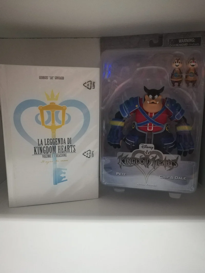 DISNEY KINGDOM HEARTS FIGURE-PETE-CHIP&DALE+LA LEGGENDA DI KINGDOM HEARTS
