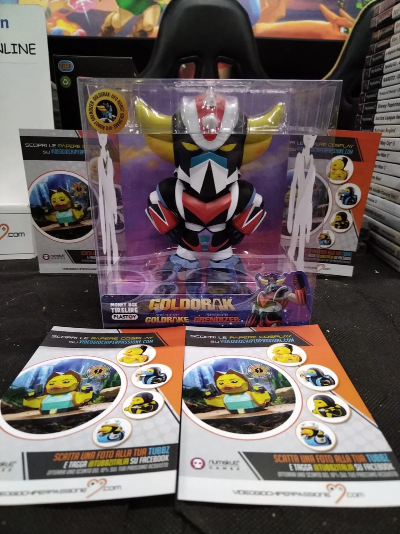 FIGURE UFO ROBOT GOLDRAKE -FIGURE MONEY BOX