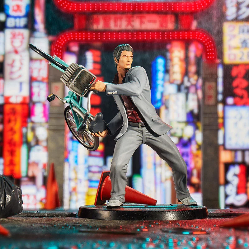 OFFICIAL RYŪ GA GOTOKU YAKUZA KAZUMA KIRYU STATUE -