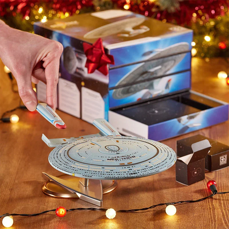 Official Star Trek USS Enterprise (NCC-1701-D) Countdown Character - Calendario Dell'Avvento Nerd!