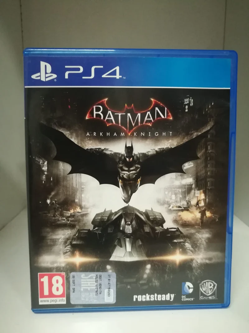 BATMAN ARKHAM KNIGHT PS4 (usato garantito)